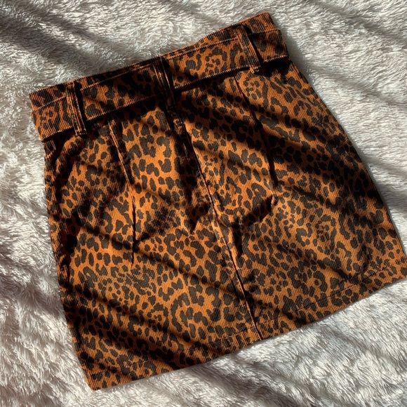 Topshop Leopard Skirt *2 for $20* - Picture 6 of 8